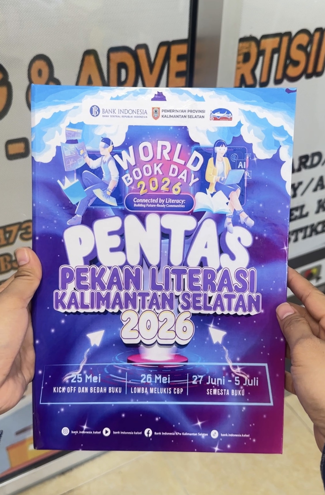 Cetak banner promosi outdoor berkualitas Instant Print